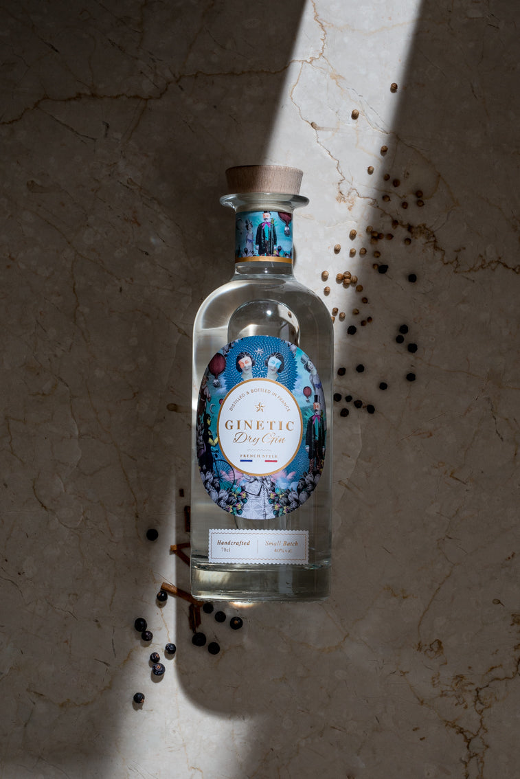 BARA GINETIC, Dry Gin, Distillé et Embouteillé en France, 70cl